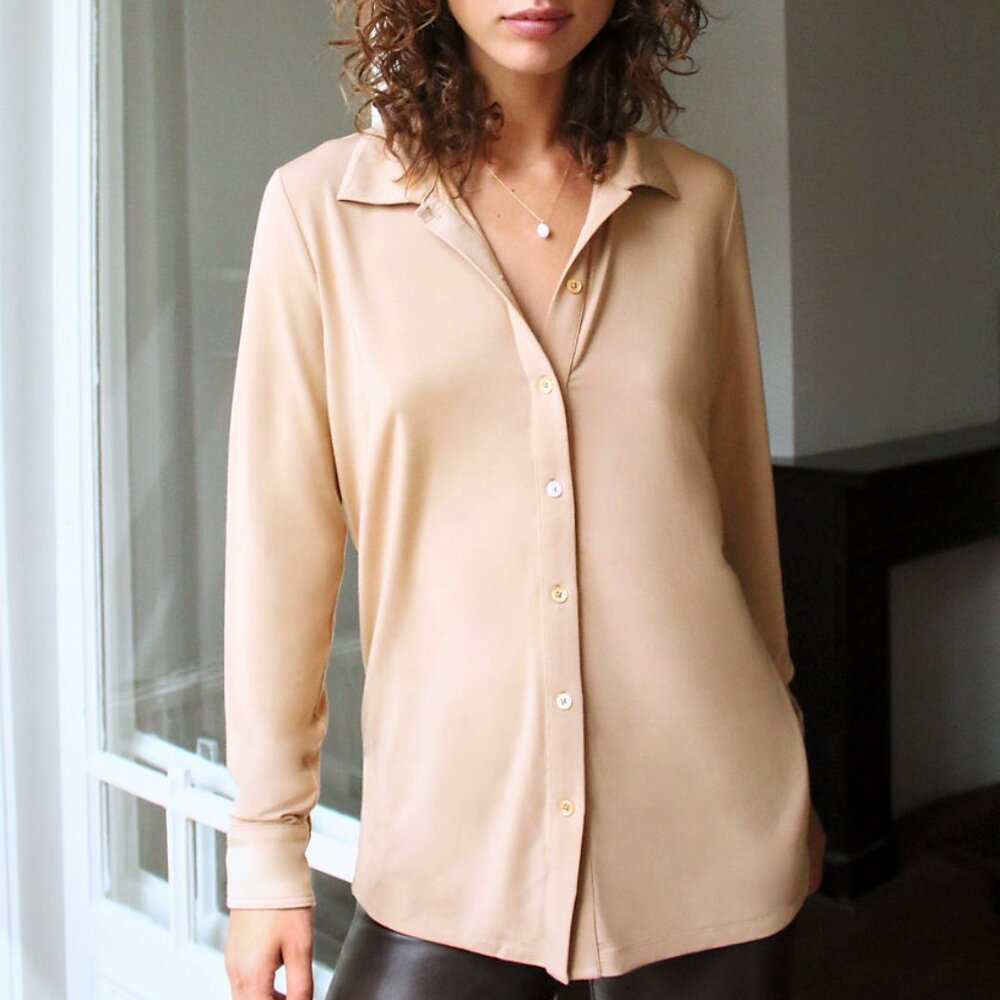 Aritzia Wilfred Jessie Long Sleeve Tencel Button Down Blouse - XS - Light Blue